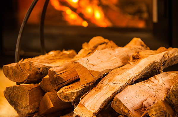 燃木壁炉一年要用多少木柴